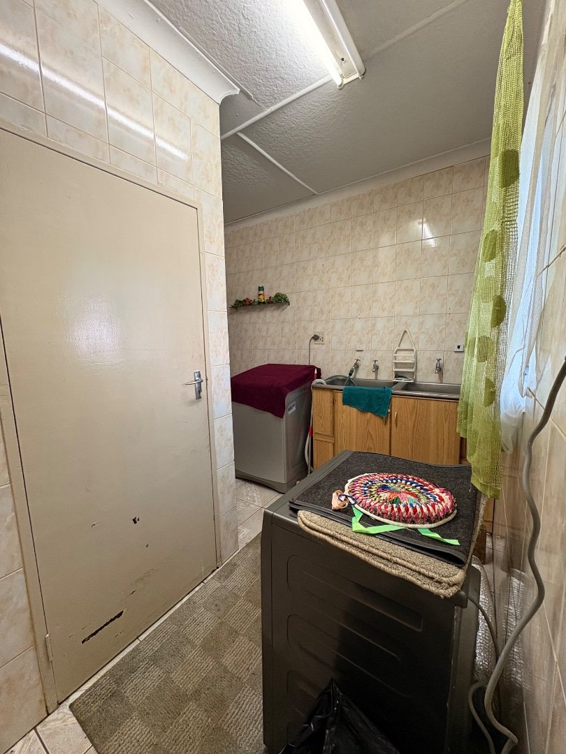 5 Bedroom Property for Sale in Stilfontein Ext 3 North West